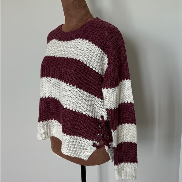 Burgundy and Beige striped Knit Sweater S - perfect condition!! - Picture 3 of 9